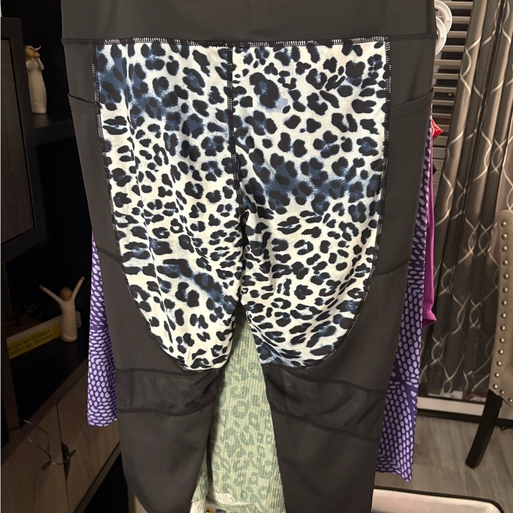 Leopard Print Leggings